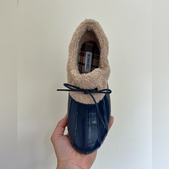Insulated duck booties by Bonnibel - Picture 2 of 9